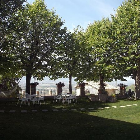 Agriturismo Villa Gabbiano Capodacqua  Exteriör bild