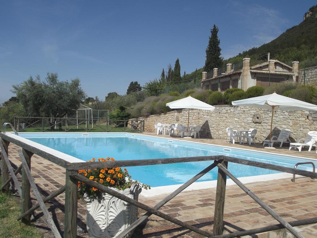 Agriturismo Villa Gabbiano Capodacqua  Exteriör bild